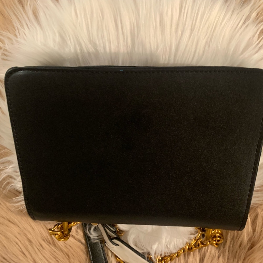 BLACK, RED AND GREEN BAG. - Picture 6 of 8